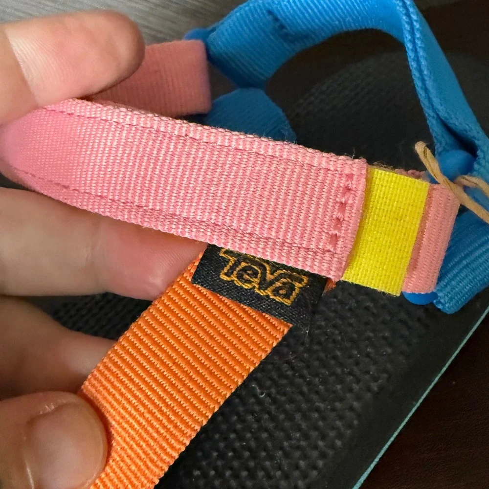 Teva Kids Original Universal Sport Sandals Multicolor Big Kids Size 4 NWOT